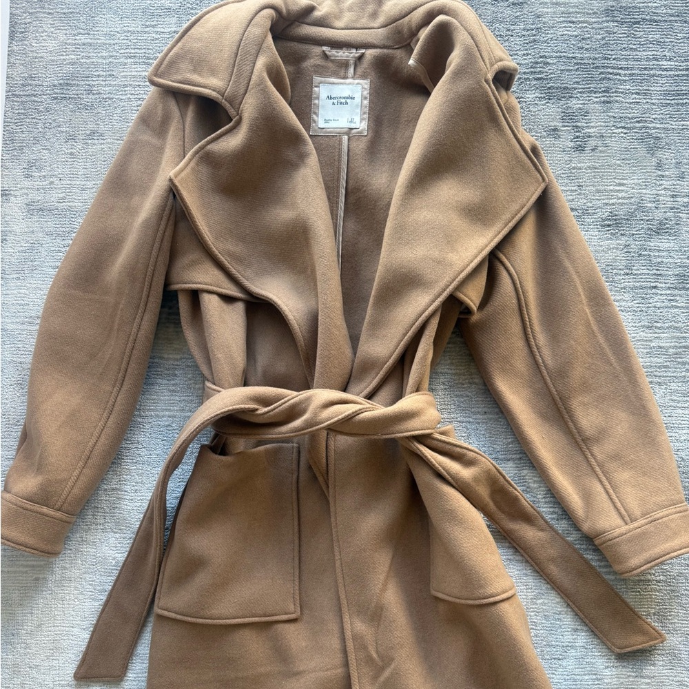 Abercrombie & Fitch Trench Coat